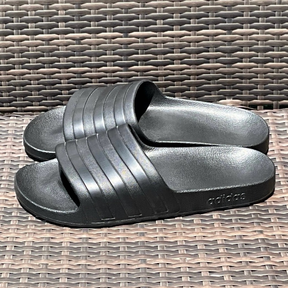 Adidas men sandals Black 13 - Picture 2 of 6
